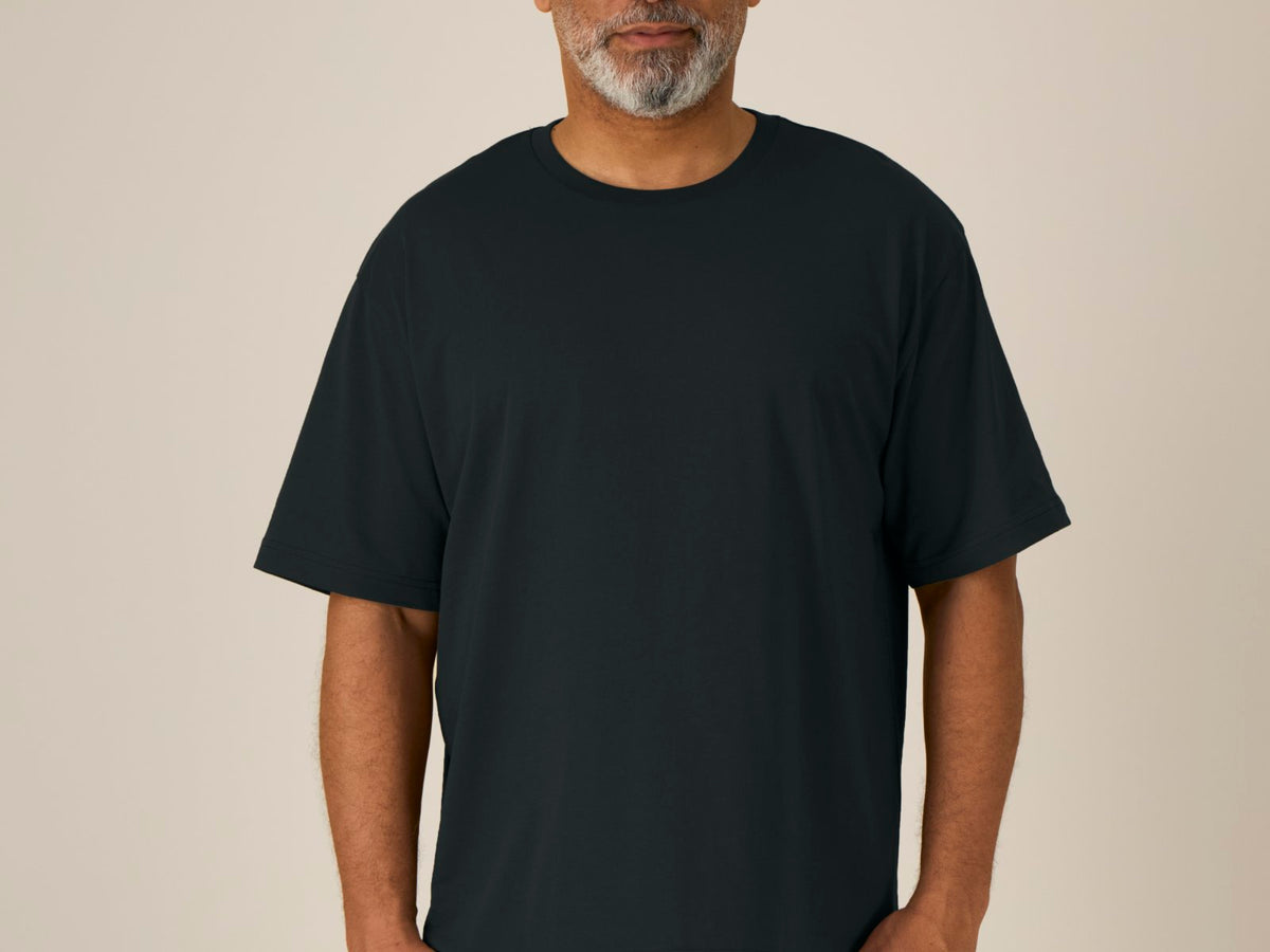 Stanley Stella Breezer – Leichtes T-Shirt in Schwarz, 130 GSM Bio-Baumwolle